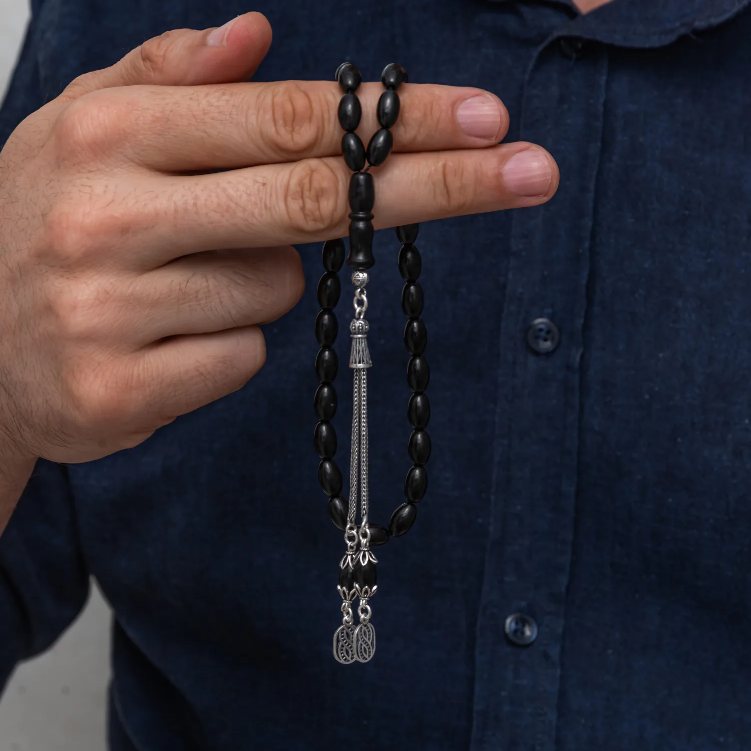Gümüş Püsküllü 6x10 mm Rus Oltusu Tesbih görsel 2
