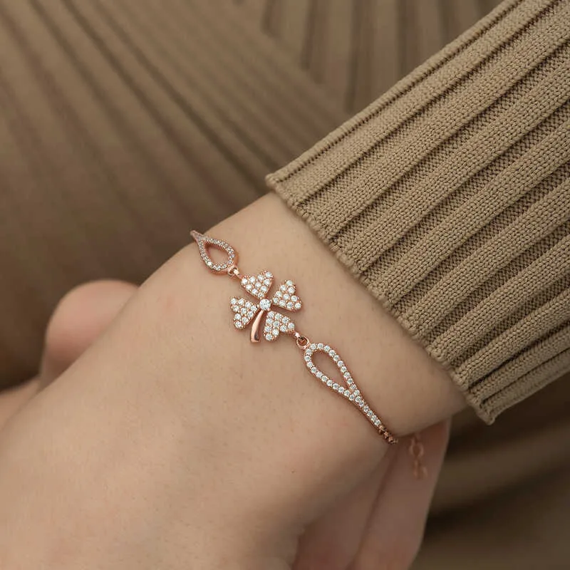 Gümüş Rose Yonca Bileklik görsel 3