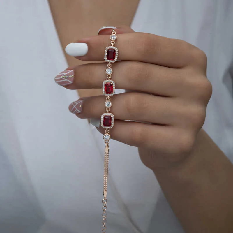 Gümüş Rose Baget Kırmızı Taşlı Kadın Bileklik görsel 1