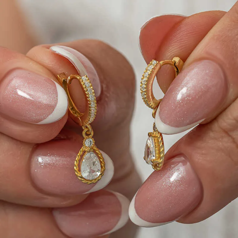 Gümüş Sallantılı Gold Damla Kadın Küpe görsel 1
