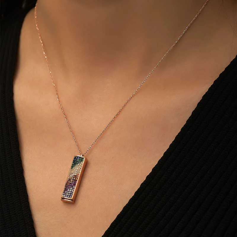 Gümüş Rose Kişiye Özel Gökkuşağı Kolye görsel 2