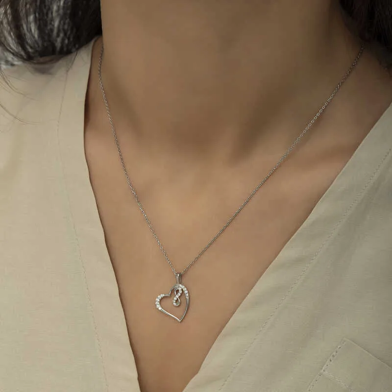 Gümüş Kalpli Sonsuzluk Bayan Kolye görsel 3
