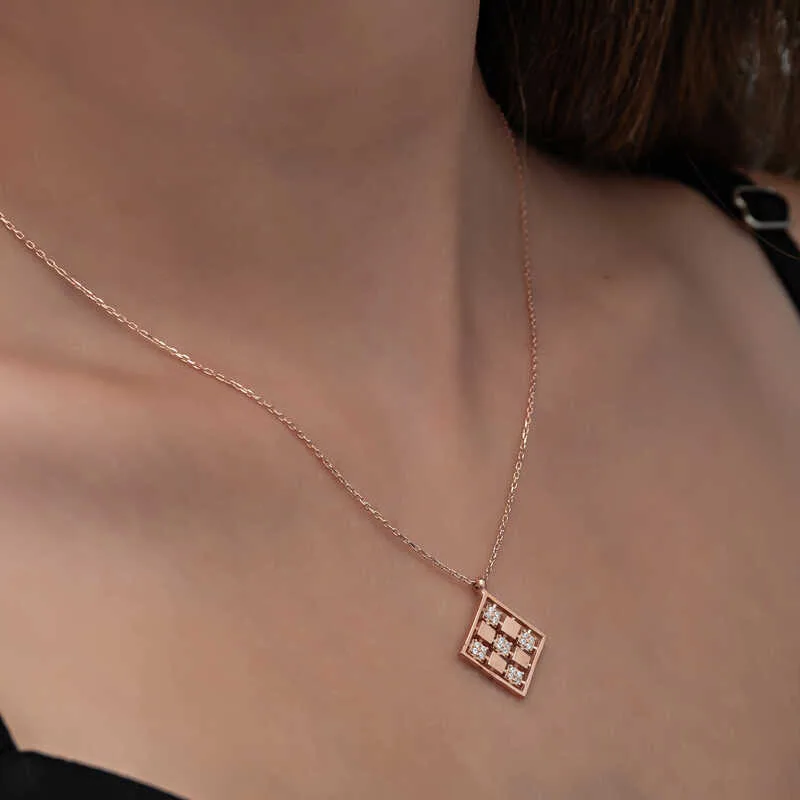 Gümüş Rose Dörtgen Zirkon Taşlı Kadın Kolye görsel 4