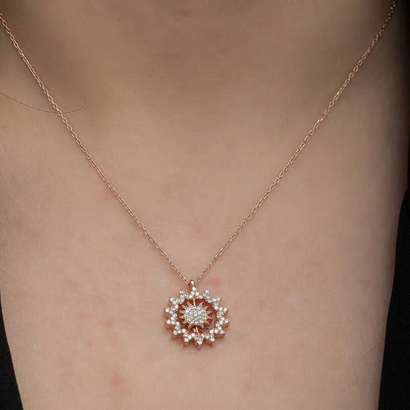 Gümüş Rose Güneş Kadın Kolye görsel 5