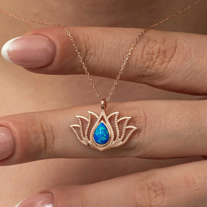 Gümüş Opal Taşlı Rose Lotus Çiçeği Kolye görsel 2