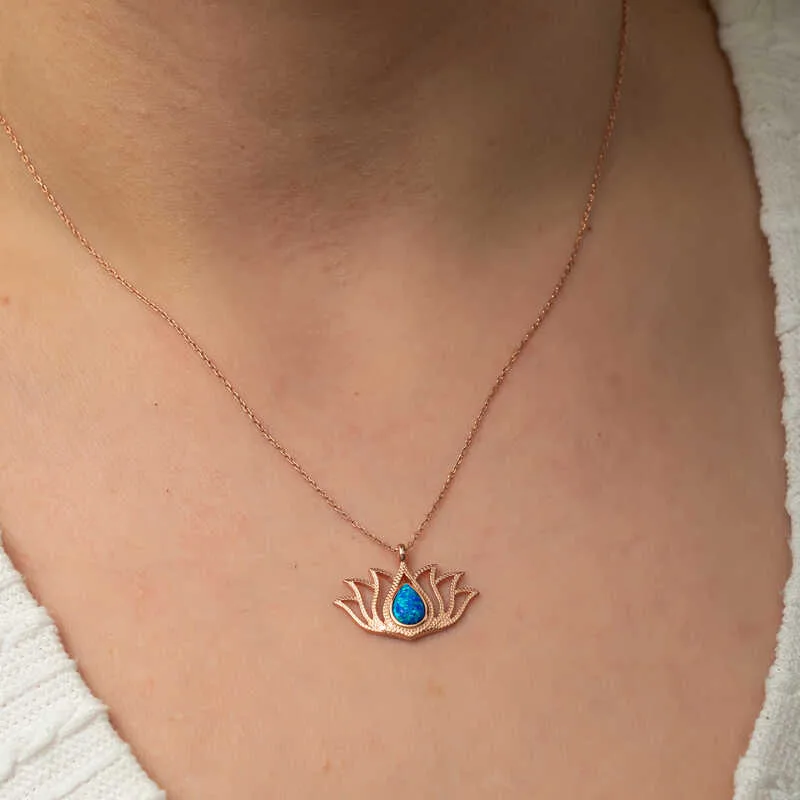 Gümüş Opal Taşlı Rose Lotus Çiçeği Kolye görsel 3